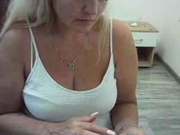 Multiply-orgazm past broadcast snapshot
