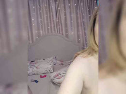 Her-Girl past broadcast snapshot