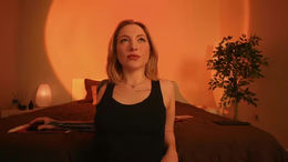 peach_in_stockings past broadcast snapshot