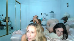 aprilmayxx past broadcast snapshot
