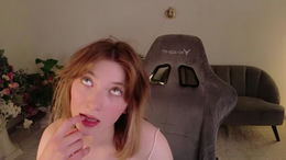 crimsonvixen_ past broadcast snapshot