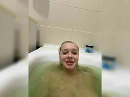 SweetMi333 past broadcast snapshot