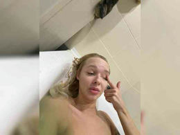 SweetMi333 past broadcast snapshot