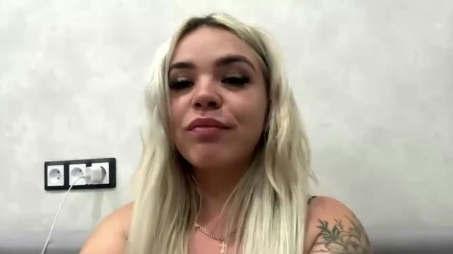 megansporer live webcam preview