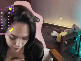 groteskcouple past broadcast snapshot