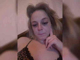 Kristina000 past broadcast snapshot