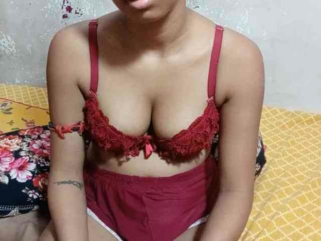 poulomidass live webcam preview