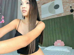 NikiYoko past broadcast snapshot