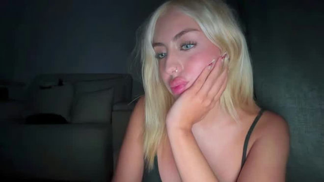irinanovnahs live webcam preview