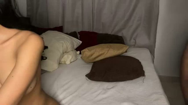 nicole_1110 live webcam preview