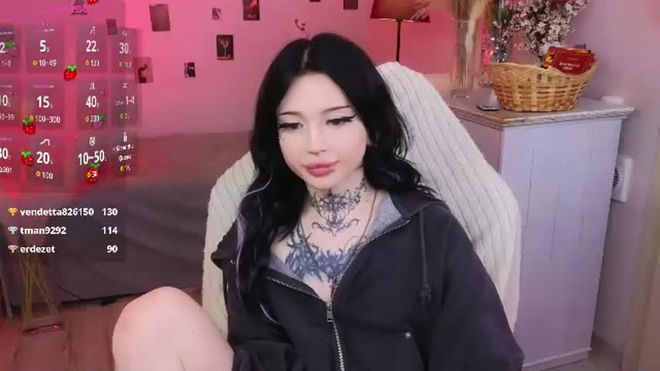 emma_kirks live webcam preview