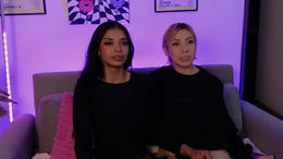 violettgrey_ webcam thumbnail