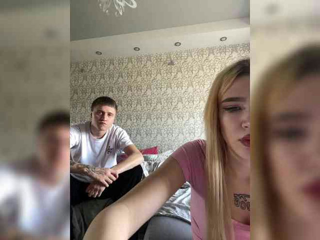 MilanaMike1 live webcam preview