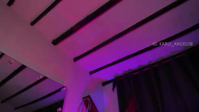 karly_angeel live webcam preview