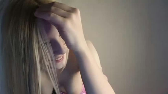 sarakaell live webcam preview