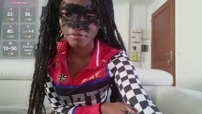 sasha_bellune live webcam preview