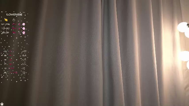lilacelestial live webcam preview
