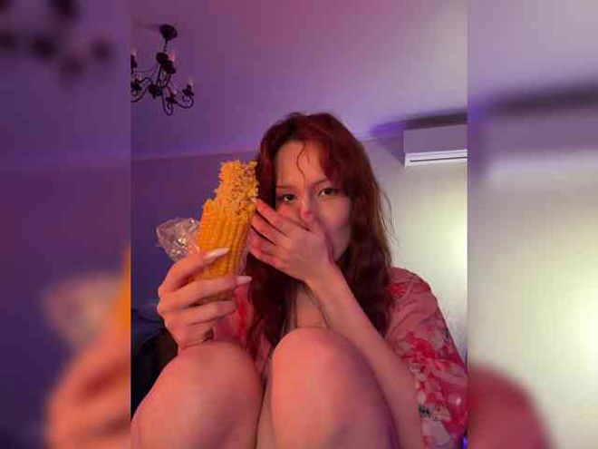 CrazyAleona live webcam preview