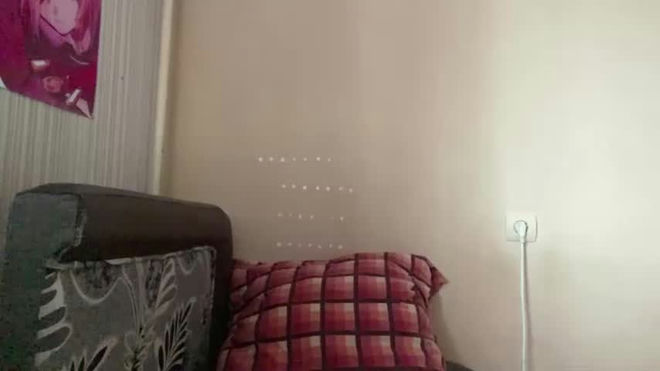 eloiswinn live webcam preview