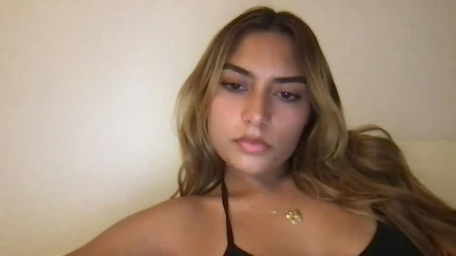 bbypiamia live webcam preview