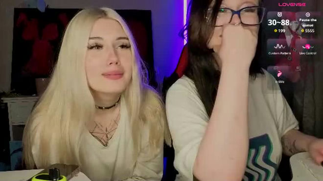 lilhornyprincess live webcam preview