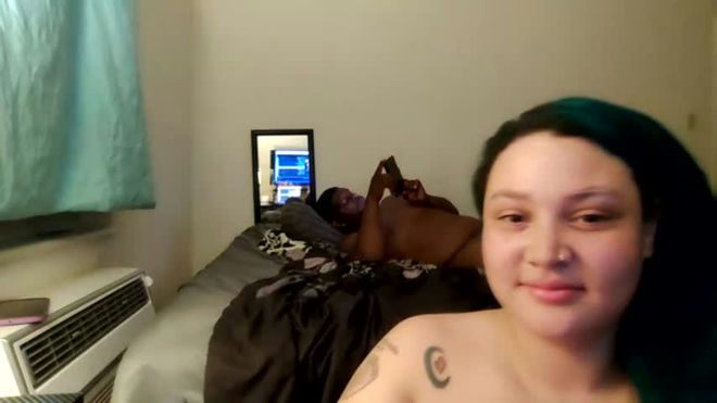 solelymina live webcam preview