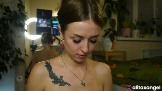 alitaangel_ live webcam preview