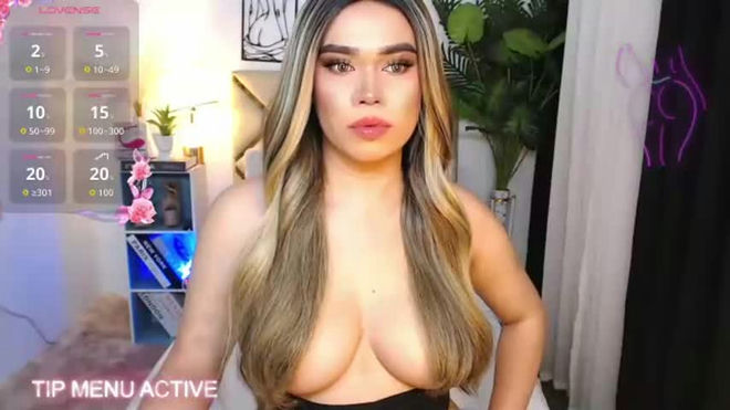 goddess_lykafox live webcam preview