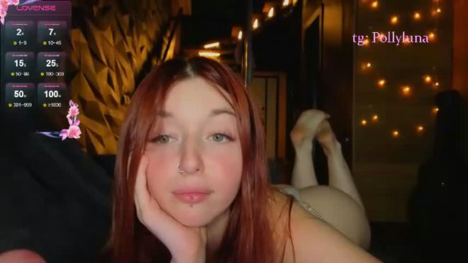 polly_luna live webcam preview