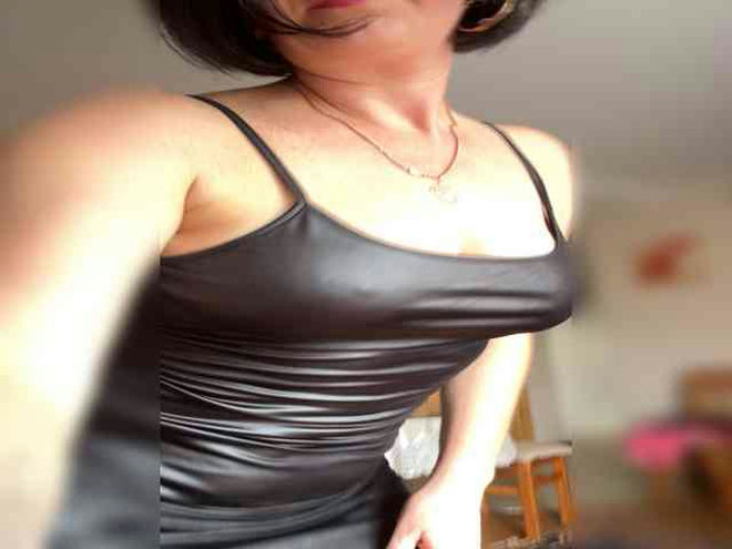 Lola-211 live webcam preview