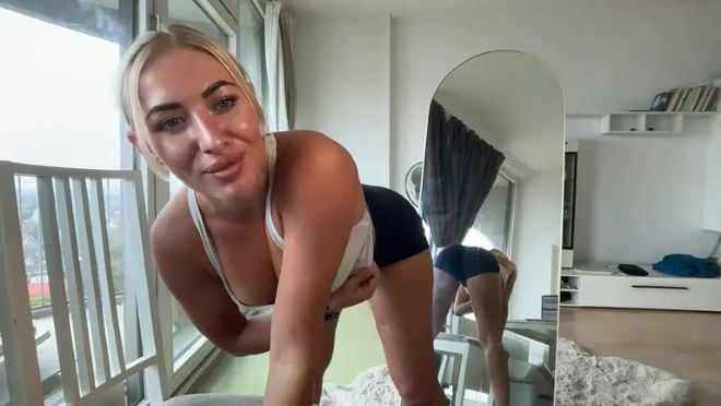 heyskylarr live webcam preview