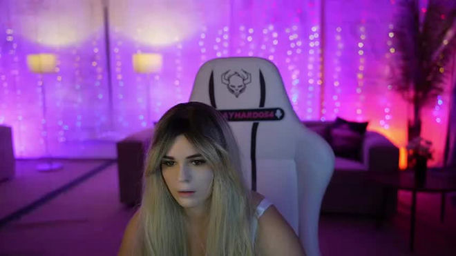 sweetdesiree_ live webcam preview