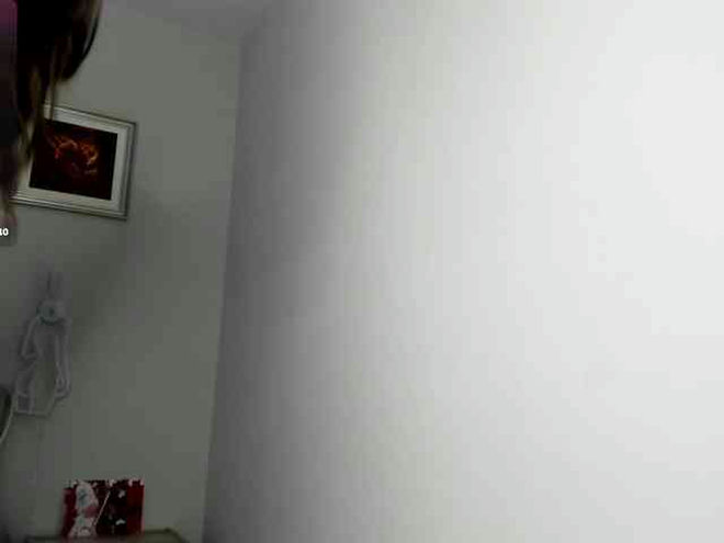 TessaAurora live webcam preview