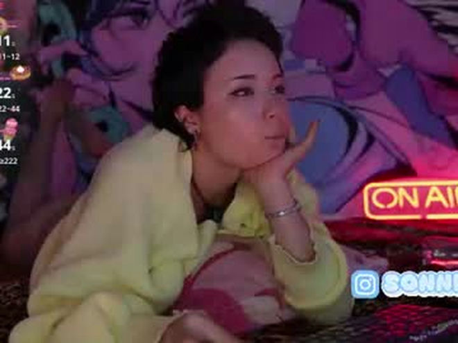 sonnie_mami live webcam preview