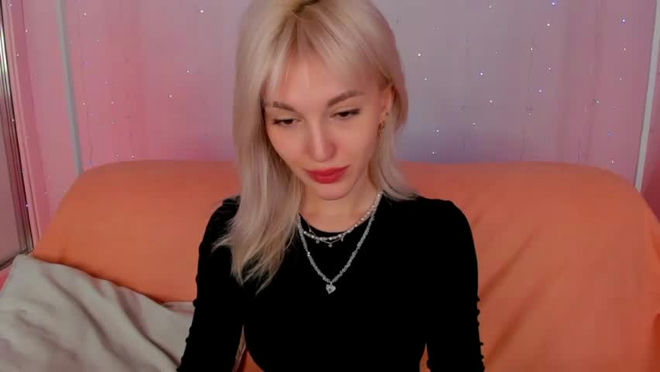 alicemonro live webcam preview