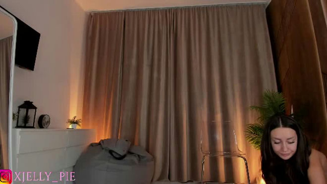 xjelly_piee live webcam preview