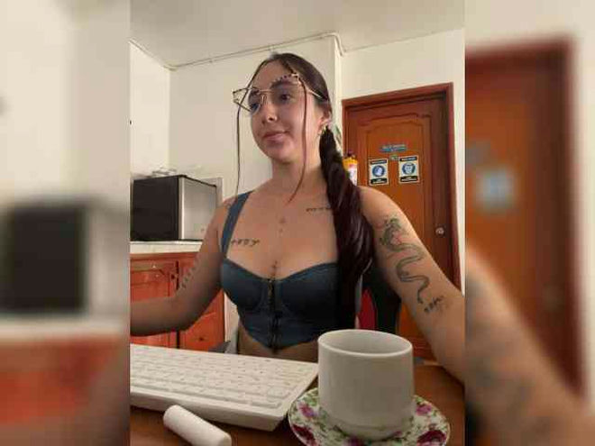 NatashaTanaka live webcam preview