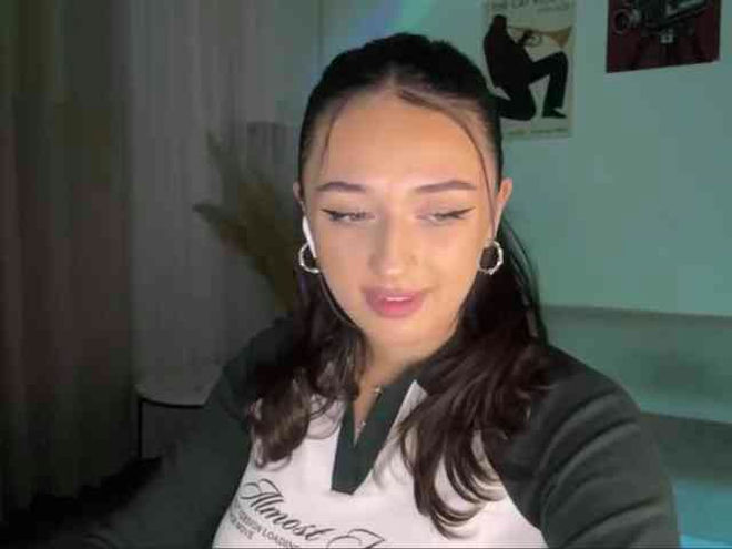 ChristianaDalitz live webcam preview