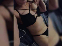 HoneyKJ webcam thumbnail