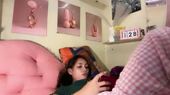 sashifoxdoll_ live webcam preview