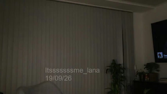 itsssssssme_lana live webcam preview
