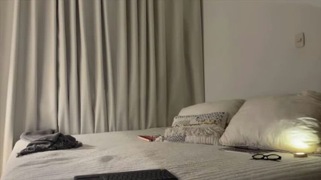 miavega1 live webcam preview