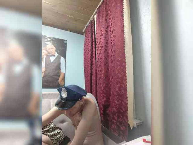 Innokentiy449 live webcam preview