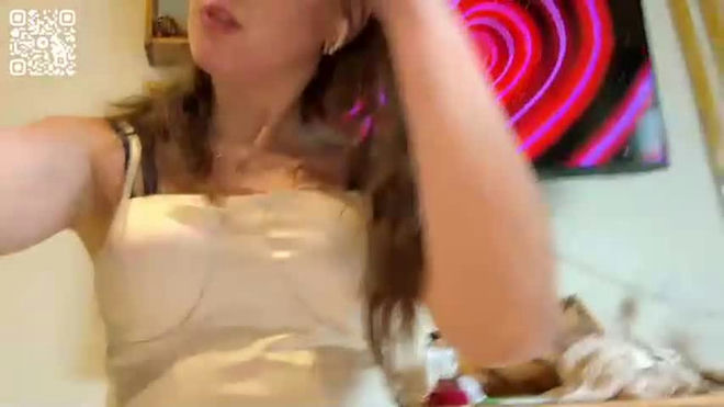 luciennedelossantos live webcam preview