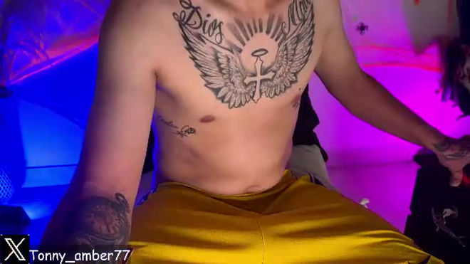 amber_tony77 live webcam preview