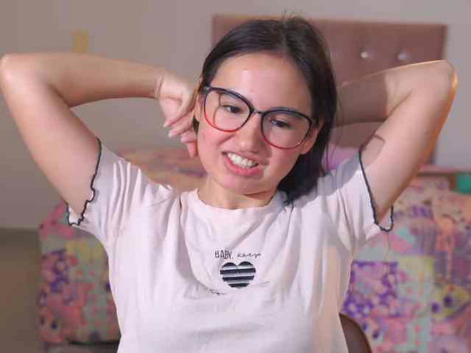 PinkiePrincess live webcam preview