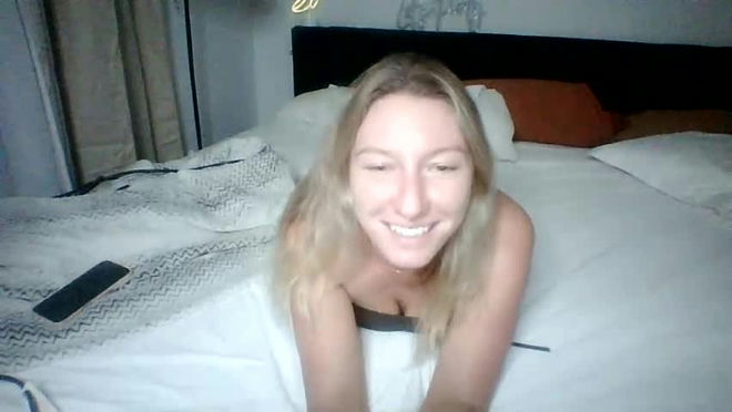 thatlilybrooks live webcam preview