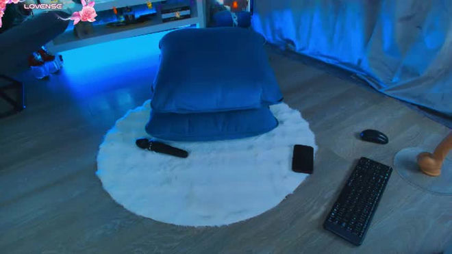 zinasquirts live webcam preview