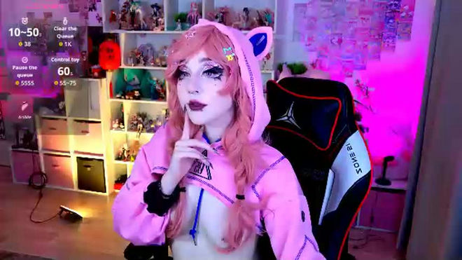 aki__ra live webcam preview