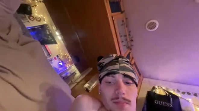 taynkala live webcam preview